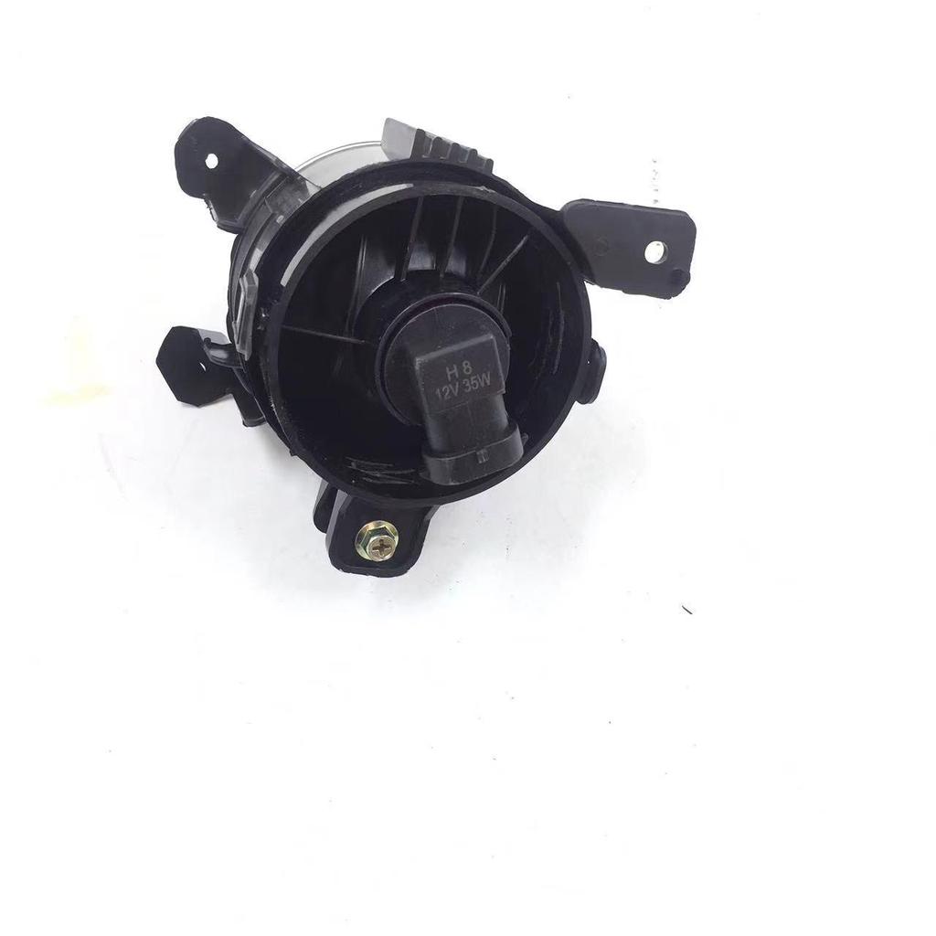 Buick New Regal 09-12 Fog Light Cover Assembly