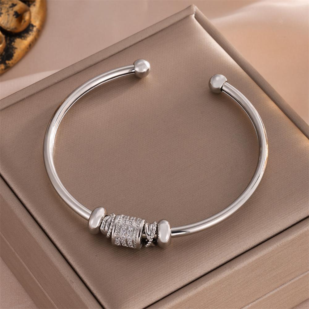 

Htpwe Металл Медь Тонкая талия Инкрустированный цирконием Открытый браслет Женский 18к Золото Пара Праздничный подарок Браслет Вечеринка Повседневный Циркон медный