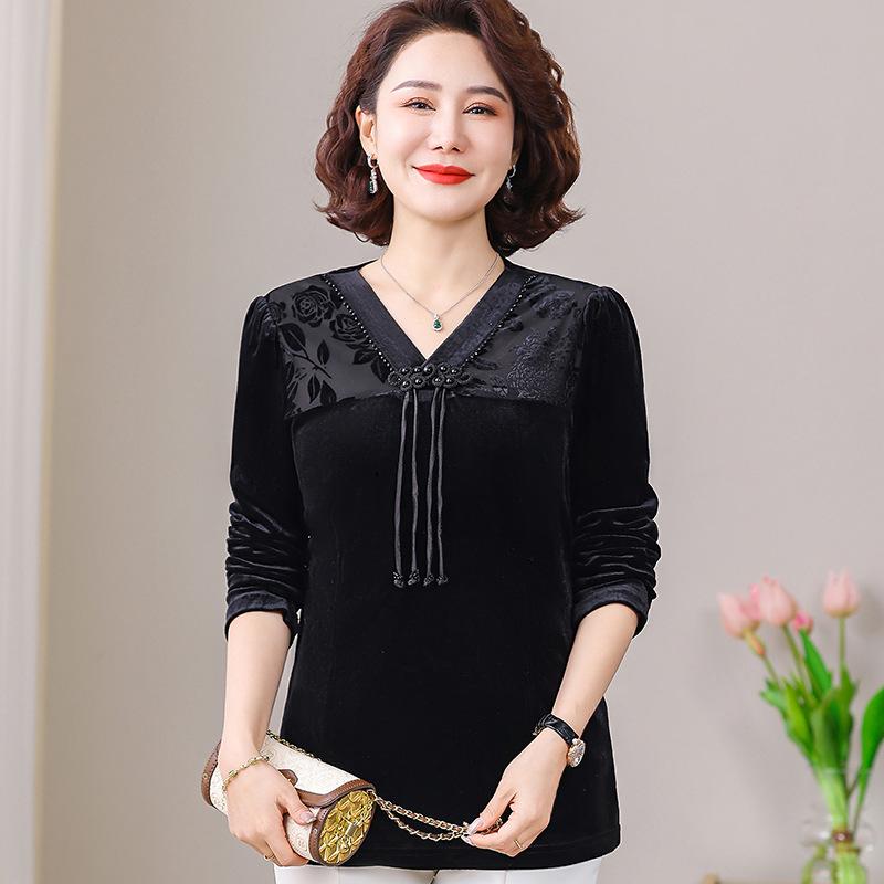 Elegant Chinese Style Golden Velvet Long Sleeve Top - Slim, Fashionable Base Layer for Plus Size, Spring & Autumn.