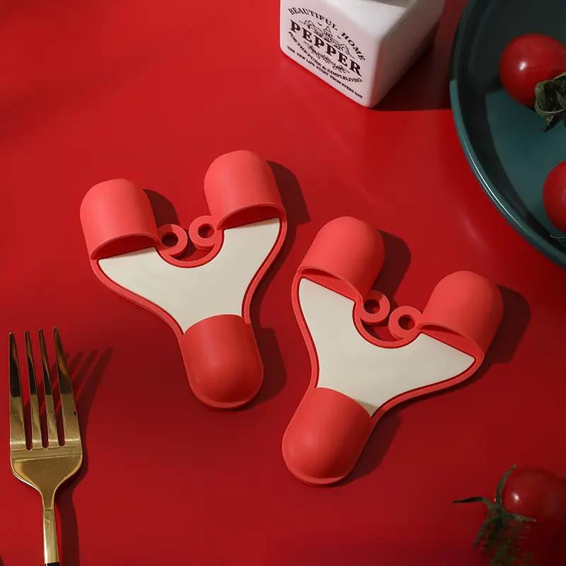 

2/1PCS Creative Household Silicone Clip Kitchen Tool Anti-scalding Clip Plate Taker Bowl Clip Multi-function Plate Lifting Clip Anti-slip Clip 1PCS