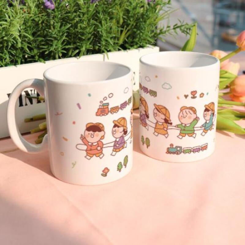 pd705-Design Mug 2p-Children s Day (Train Play)