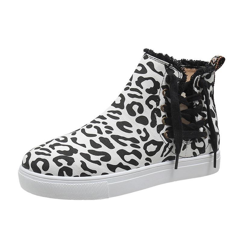 Spring new flat-bottomed thick-soled lace-up casual shoes women's large-size leopard print lace-up women's shoes student board shoes