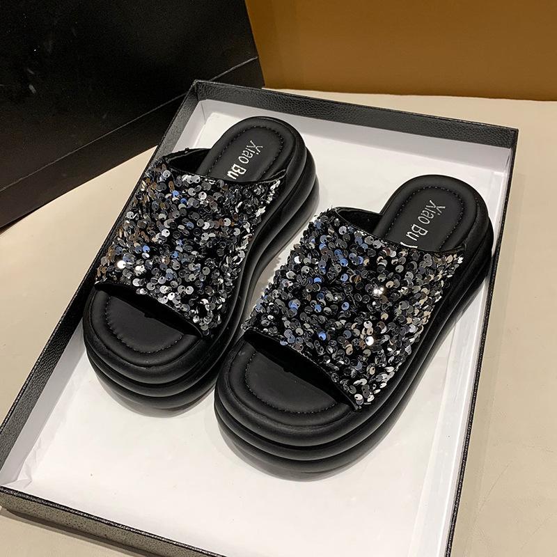 

Fairy style beautiful slippers female summer wear fashion thick bottom casual sequins small high sense beach sandals 40