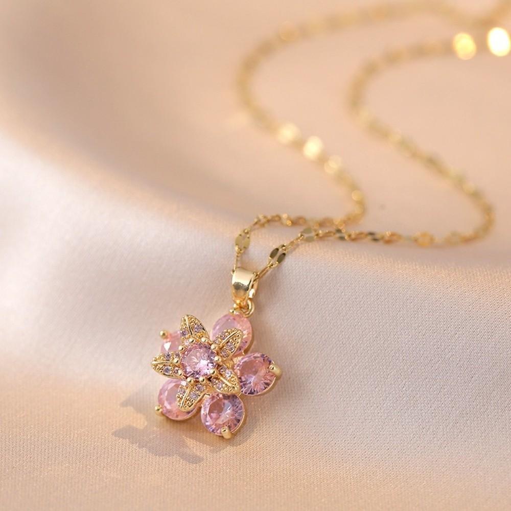 Sweet Zircon Pendant Necklace Shiny Petal Gold Necklace Gifts Rotatable Flowers Choker For Women