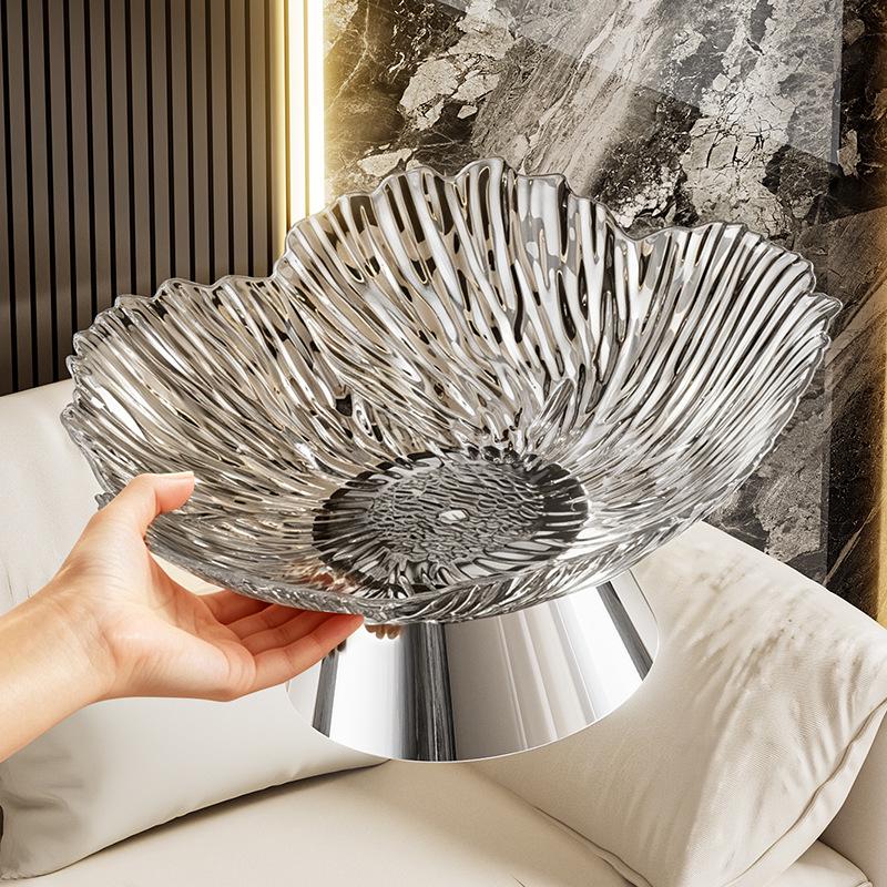 Elegant Crystal Petal Footed Fruit Bowl for Living Room