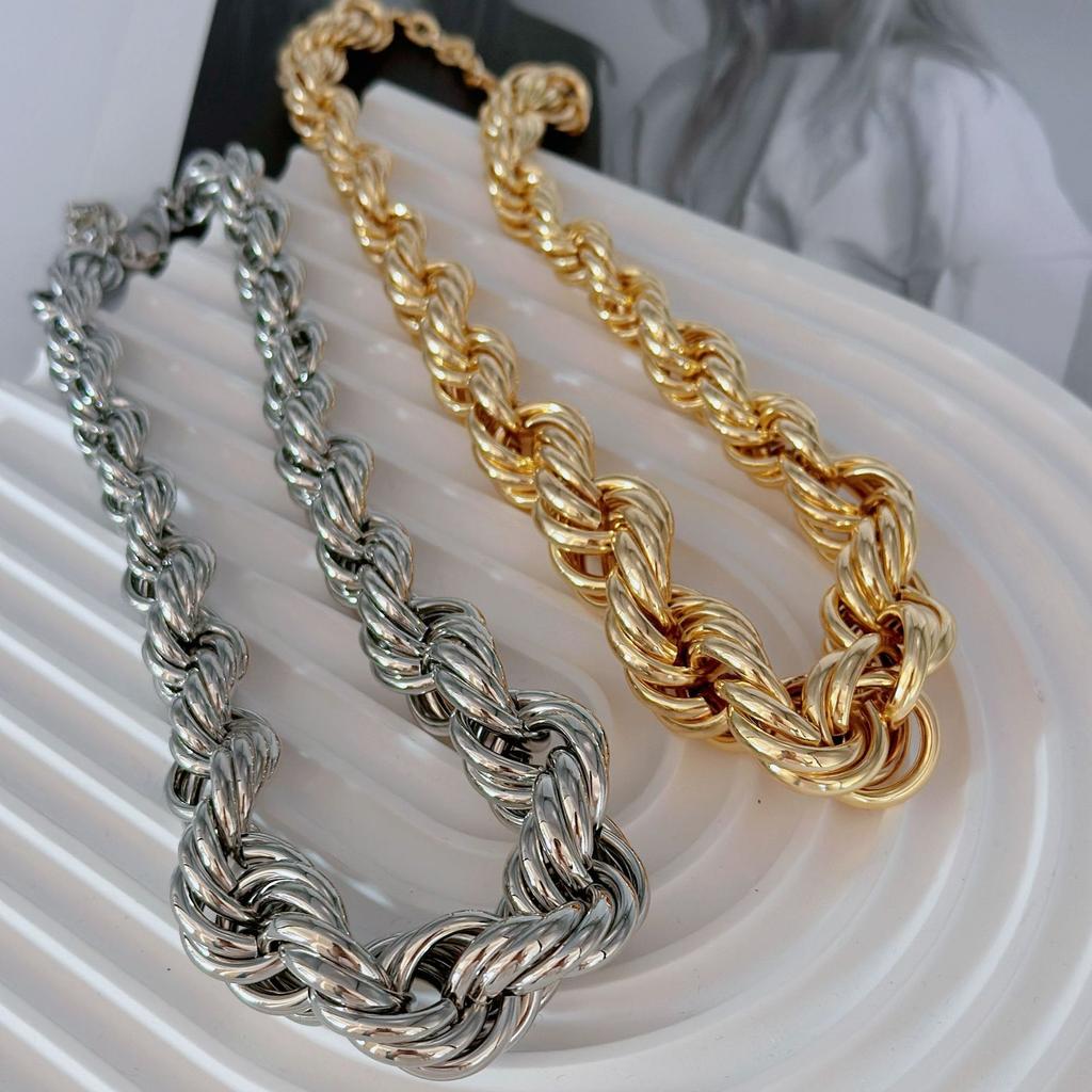 Personalized Exaggerated Twist Thick Chain Geometric Necklace Simple High-End Necklace Women'S Jewelry