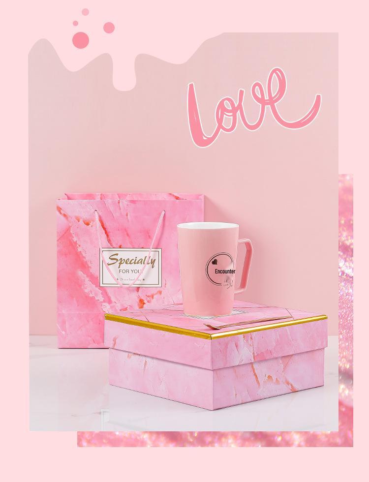 Geschenkset für Damen: Keramiktasse & Handtuch für Hochzeiten, Geburtstage, Partys und Abschlussfeiern