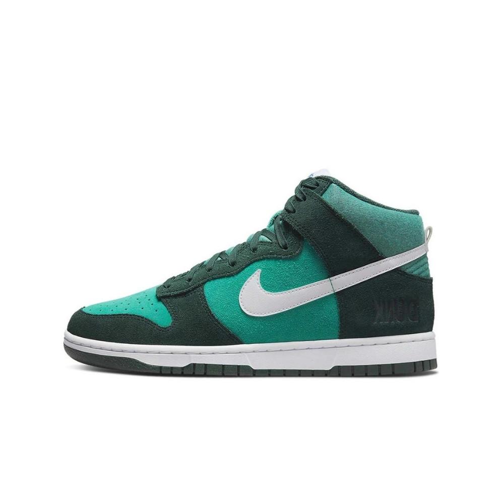 Nike Dunk High Retro SE Athletic Club