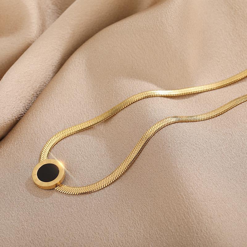 Halskette im koreanischen Stil aus Titanstahl mit römischen Ziffern, Luxus, Damen-Schlüsselbeinkette, schlicht, stilvoll, Nischenschmuck.