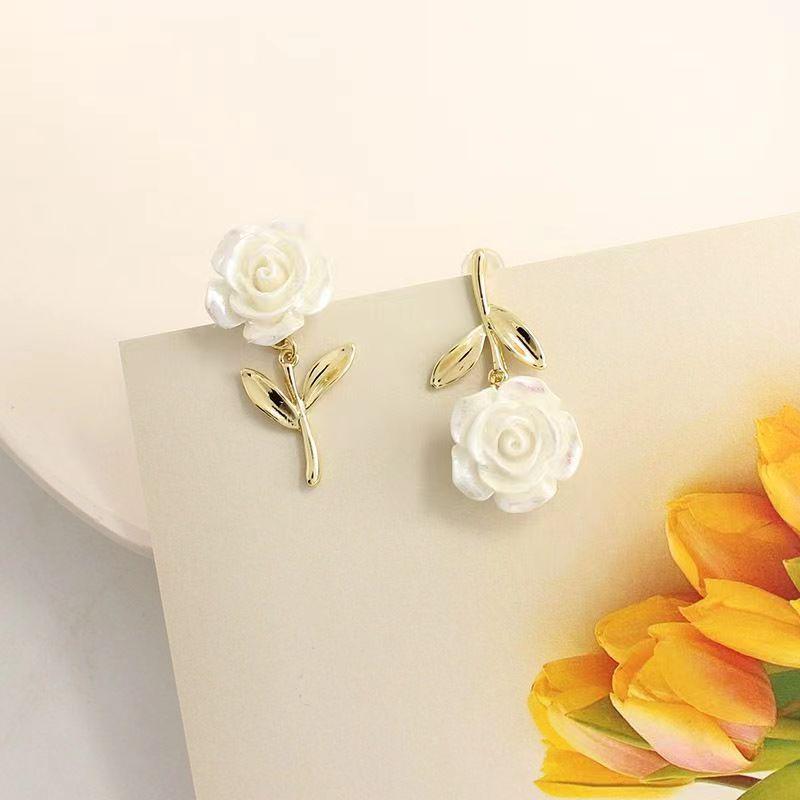 White Rose Flower Earrings: Retro High-End Fairy Ear Studs, 2022 Trendy Design.