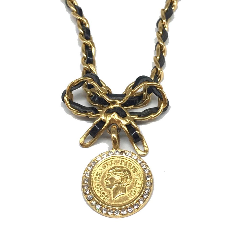 Used CHANEL MedallionNecklace metal Women