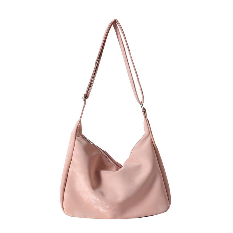 

2024 spring and summer new trendy retro tote bag casual large capacity commuting versatile ins messenger bag bag women