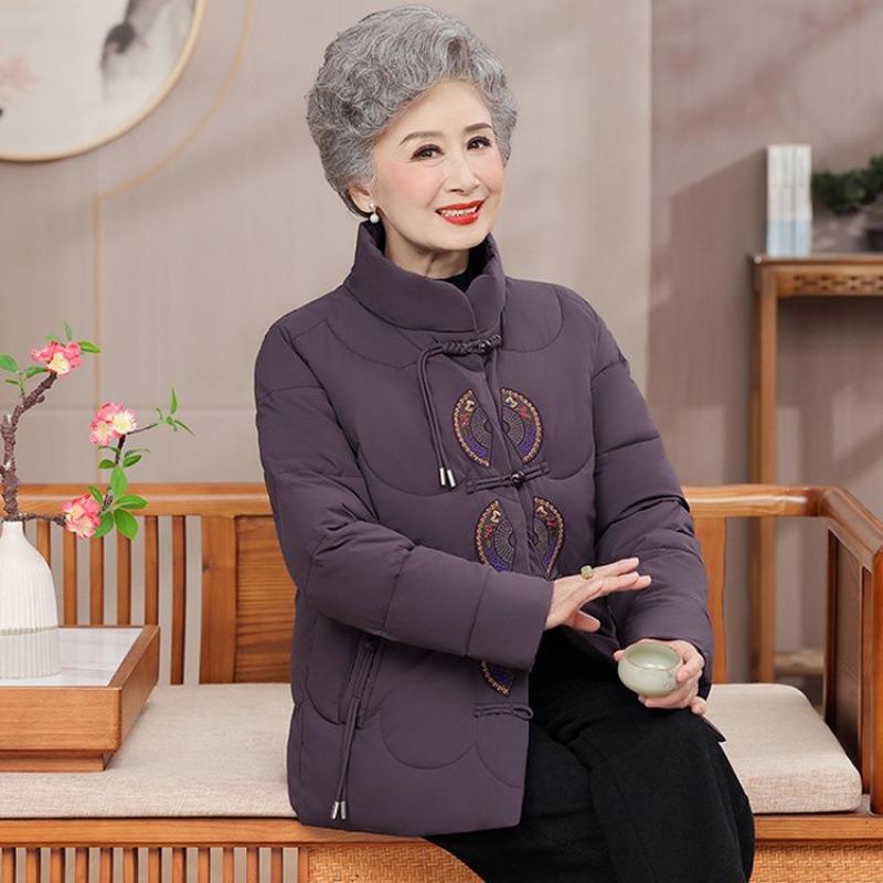 

Стиль вышитая зимняя хлопковая одежда на подкладке, новая одежда, одежда для пожилой женщины на пуху и хлопковой подкладке, теплые и утолщенные хлопковые куртки, женские 5XL [recommended 150-80kg] темно-фиолетового