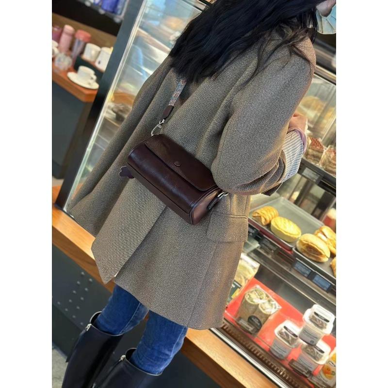 

Retro versatile small bag Crossbody bag women s new cowhide women s bag fashion high-end underarm bag shoulder bag