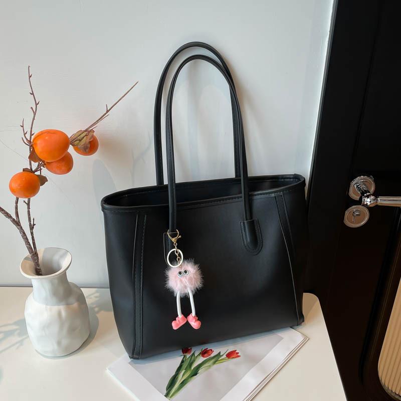 Handbag: Fashion Korean-style Single-shoulder Underarm Bag, Elegant Tote Bag With pendant чёрный