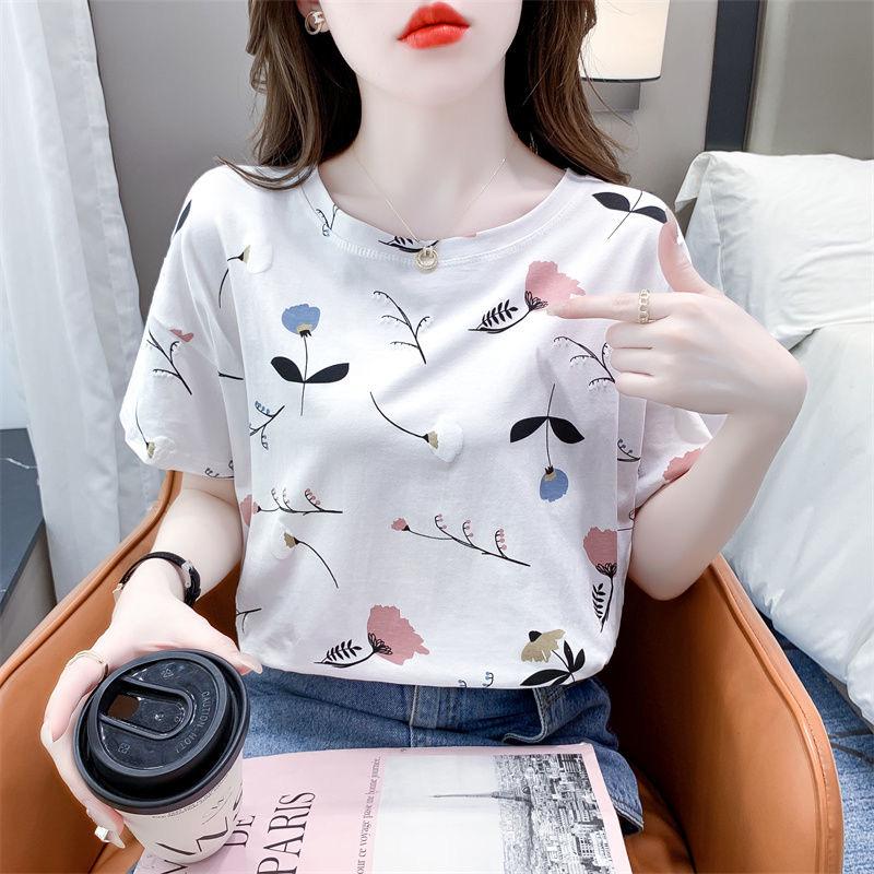 Dámská trička s krátkým rukávem s květinovým vzorem: Volný střih, svěží letní designové topy
