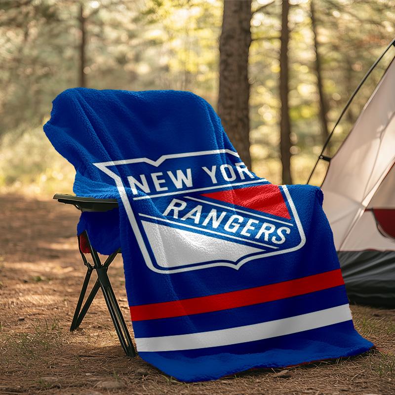 New York Crest Blanket Flannel Throw for Sofa, Indoor, Camping, Living Room, Office, Chair, And Bed Soft Birthday Gift