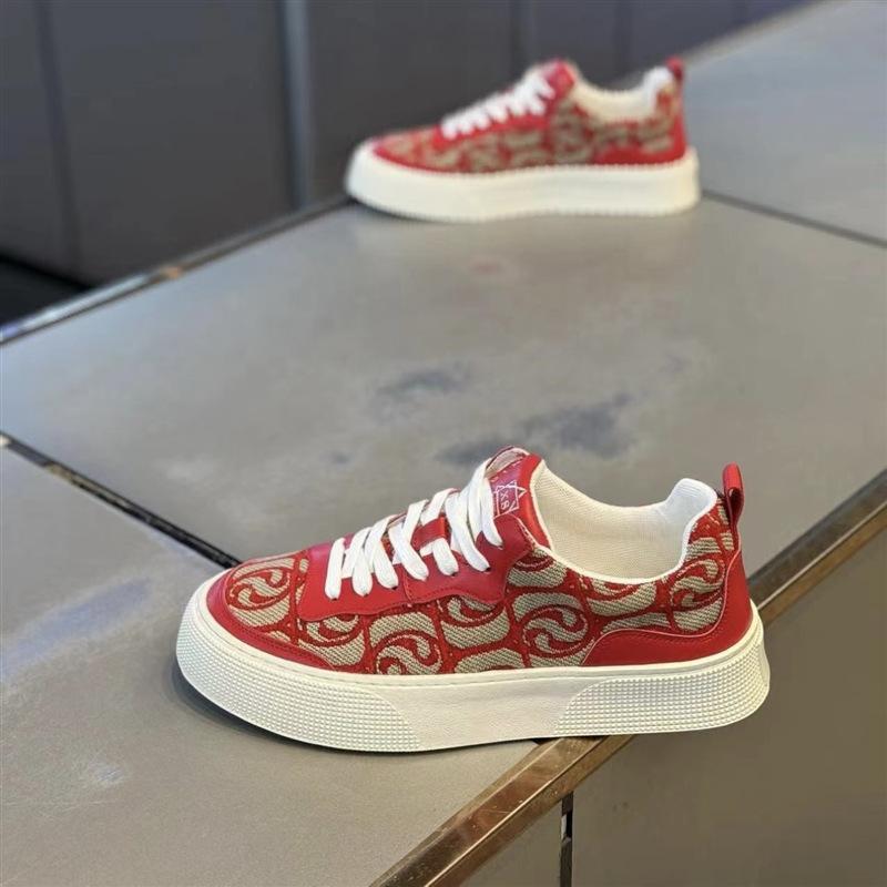 

New casual and comfortable sports soft-soled canvas shoes are trendy and breathable xs. 38 красный
