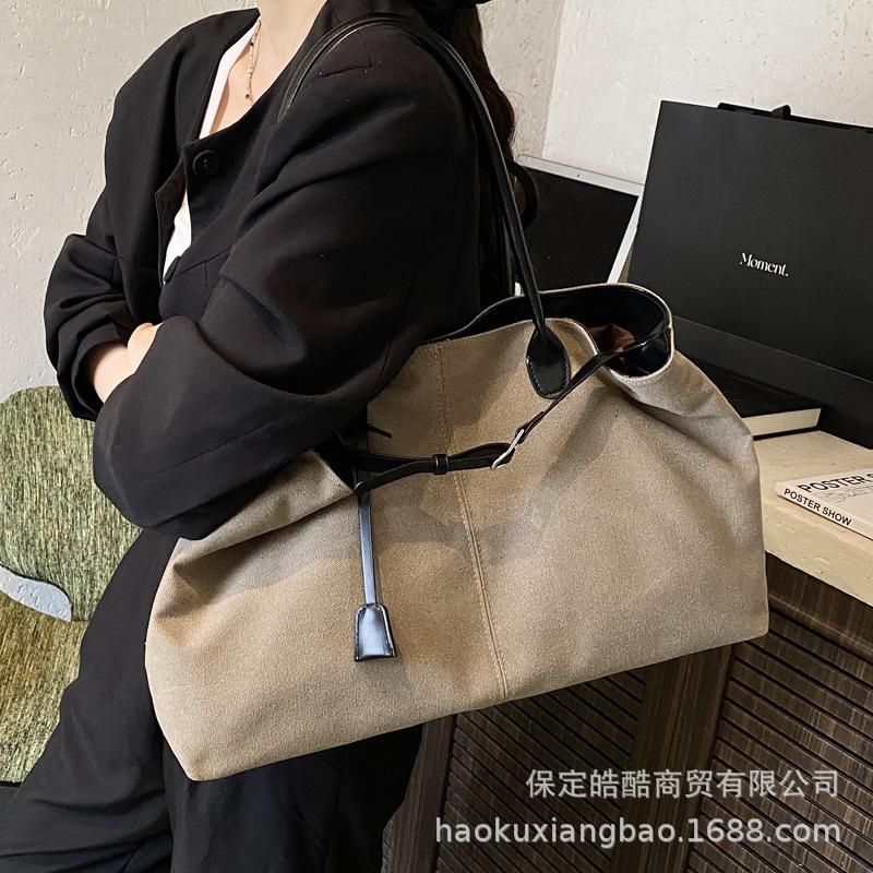 Premium sense large-capacity bag women's 2025 new fashion commuter versatile shoulder bag casual out tote bag