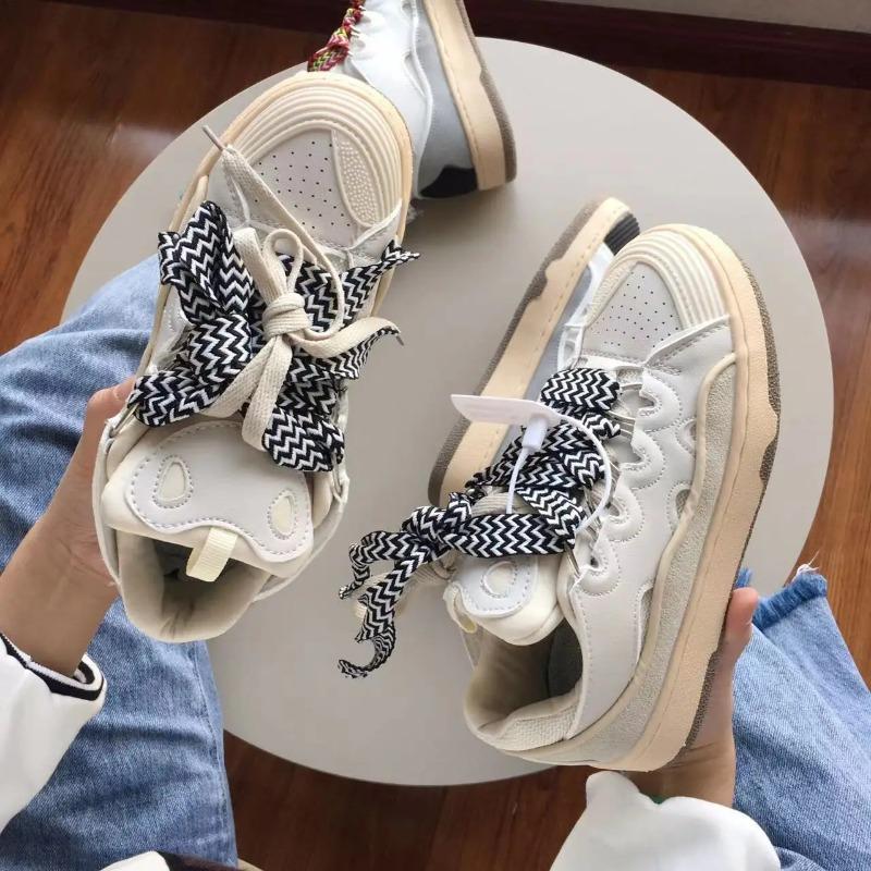 Bread Shoes Versatile for Couples Trendy Board Shoes Niche Design Breathable Retro Japanese Sports Shoes