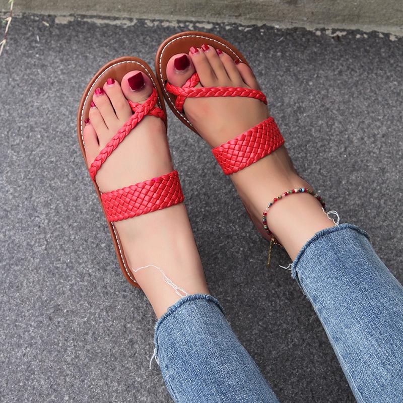 European and American Foreign Trade Large Size Flat Bottom Set of Toe Slippers Women's Simple Woven Belt Light Beach Cool Slippers