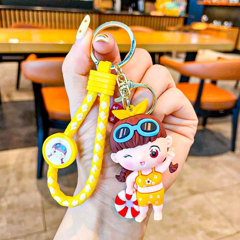 

Игривое купание Милый брелок Красочный силиконовый мультяшный брелок Идеально подходит для дней рождений и праздников жёлтый