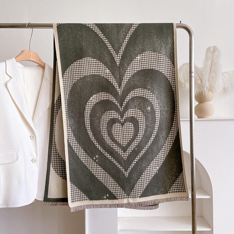 Imitasjon Kasjmiskjerf Allsidig Kjærlighetsmønstertrykk Varm Klimaanleggssjal Med Moteskjerf