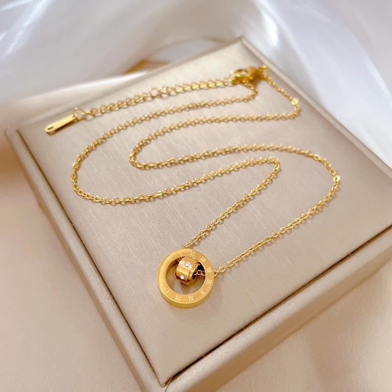 Rotating Ring Niche Design Simple Pendant Short Collarbone Chain Korean Version Cold Wind Neck