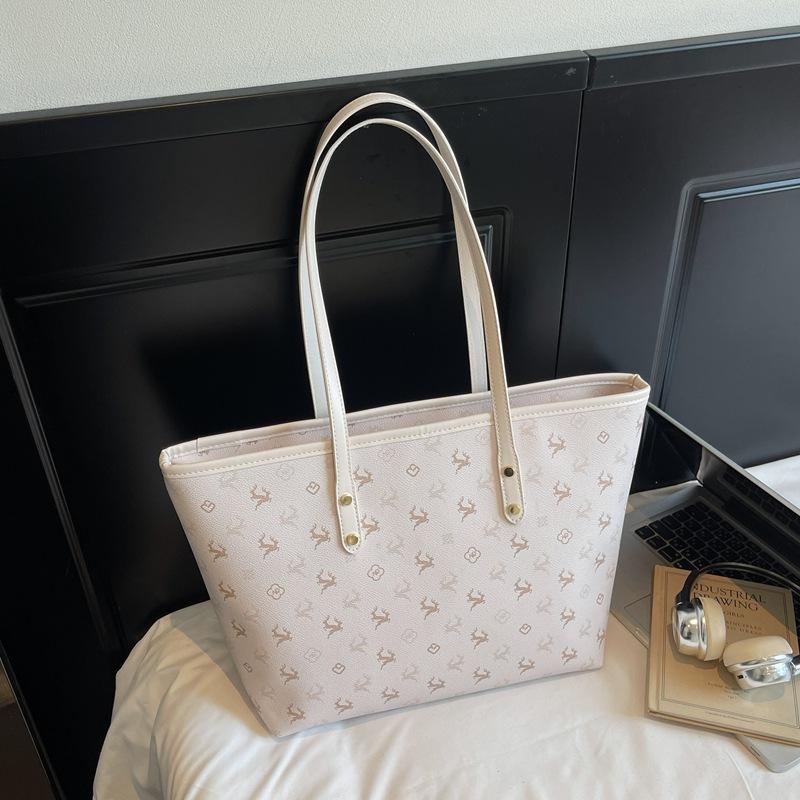 Fashion large-capacity bag women's 2025 new commuter versatile shoulder bag, high-end sense going out to work tote bag