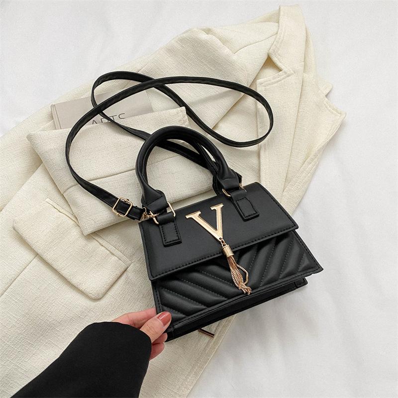 

Модная и трендовая женская сумка через плечо, новая стильная сумка для женщин, корейская повседневная квадратная сумка, индивидуальная простая сумка через плечо