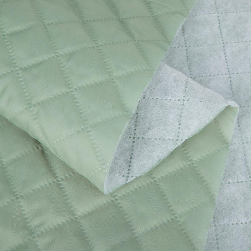 Verdickende gesteppte Einlagen Futter Baumwollstoff für Herbst- und Wintermantelfutter Baumwollwattierte Jacke Stuhlkissen Handgemacht