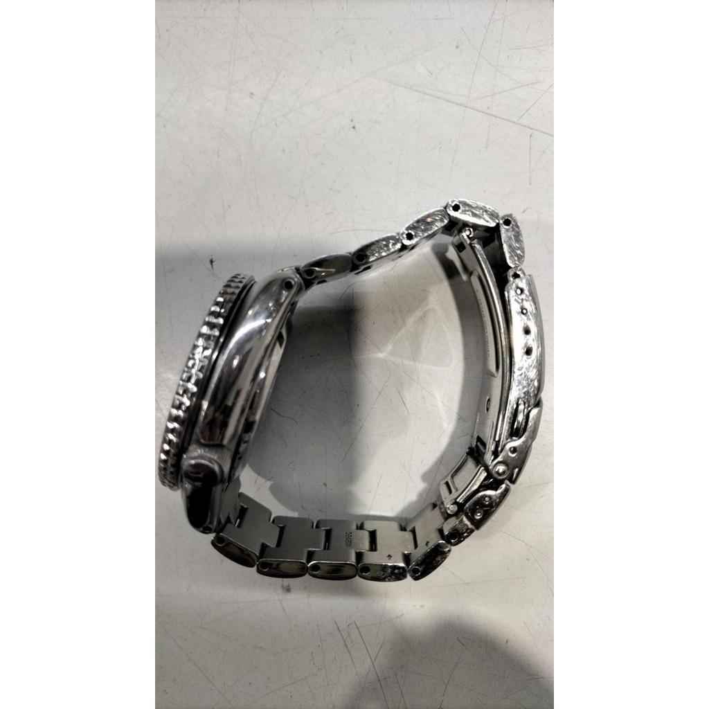 Used SEIKO 4R36-O4YO diver's watch