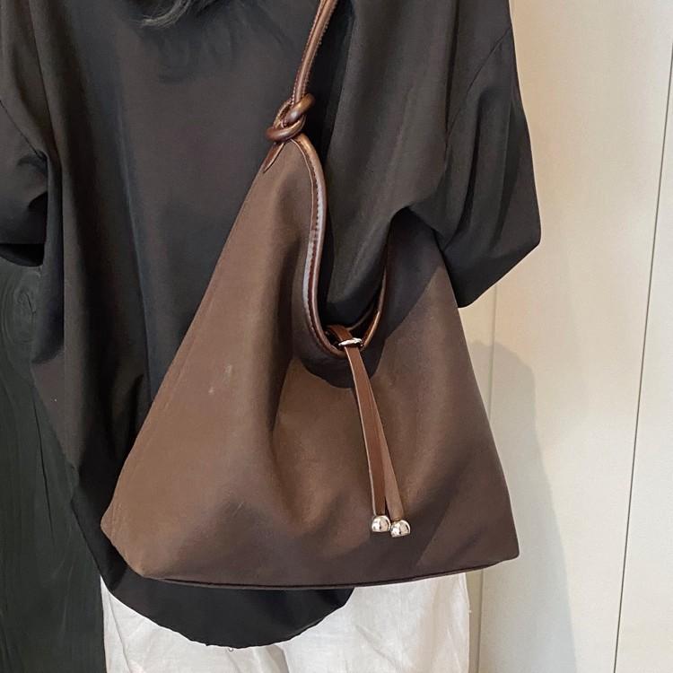 Retro Large-capacity Handbag Women's 2025 Autumn and Winter New Fashion Shoulder Bag Niche Simple Commuter Tote Bag