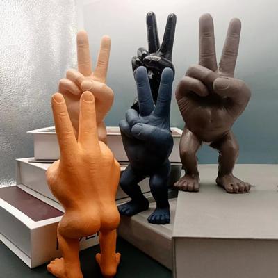Figurka se dvěma prsty Pryskyřice Nůžkové gesto Socha Socha Domácí kancelář Stolní polička Dekorace Ornament Vánoční Festival Dárek