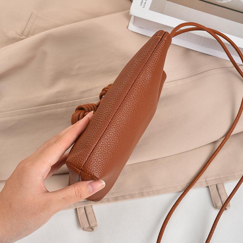 Mobile phone bag with niche texture mini small bag for women new simple casual Korean fashion versatile crossbody bag