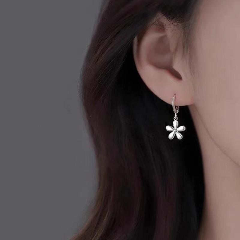 2023 Light Luxury Flower Stud Earrings: 925 Sterling Silver for Women, Niche Summer Design