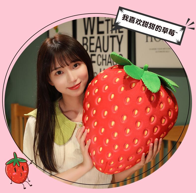 Cuscino a Forma di Fragola Peluche da Abbracciare: Carina Bambola Frutta per Letto e Divano, Regalo di Compleanno