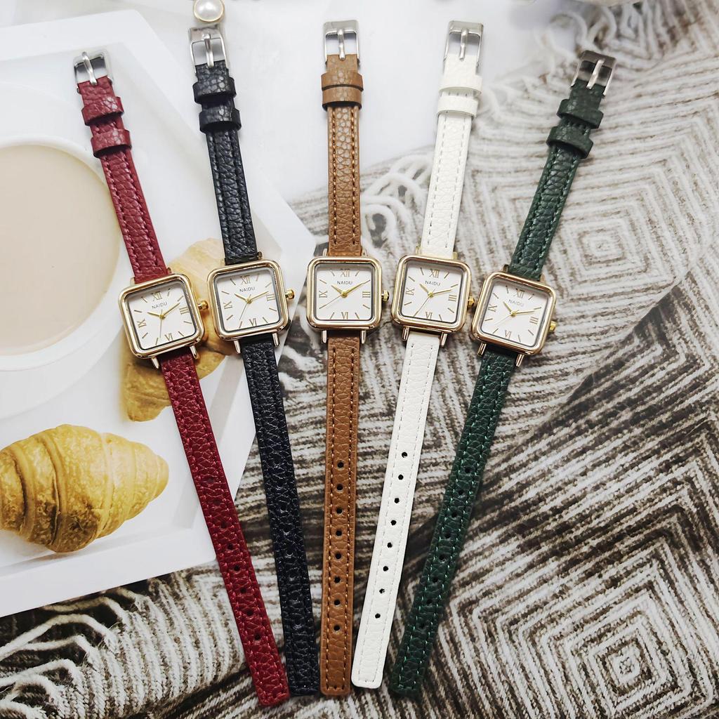 Trendy Square Leather Strap Women's Watch - Korean Style Luxury Quartz