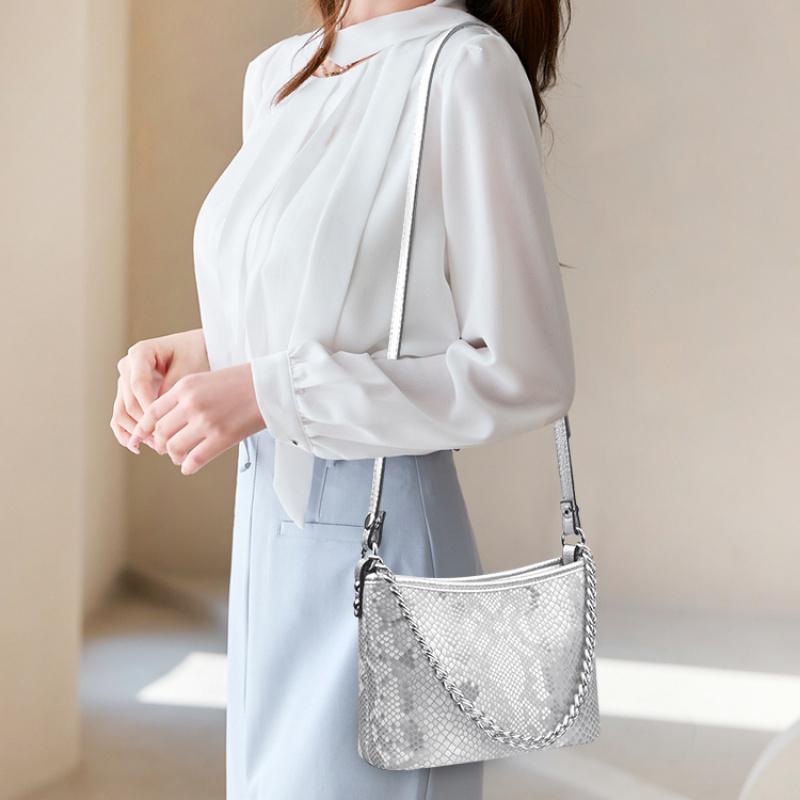 Gradient Snake Pattern Small Shoulder Bags 2025 New Fashion Chain Bucket Bag Street PU Leather Women'S Bag