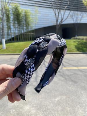 Houndstooth Headband, Small Fragrant Style Headband, High-End Diamond Strip with Toothed Anti-Slip Women's Fashion Twist Four-Strand Braid Headwear