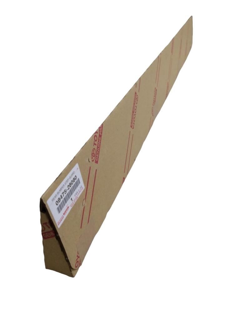 Genuine Toyota Estima Rear Bumper Step Guard for and GSR55W (Part Number 08475-28080) ACR50W, ACR55W, GSR50W,