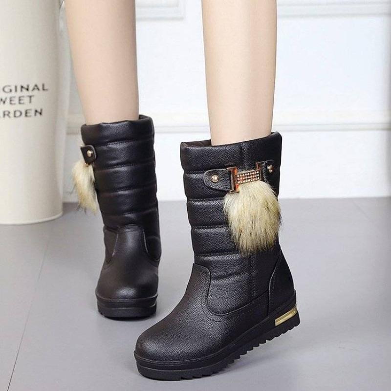 Leather Waterproof Chunky Half High Women's Snow Boots Winter Fleece-lined Fashion 2025 Novelty Designer Luxury Hot Ladies Shoes