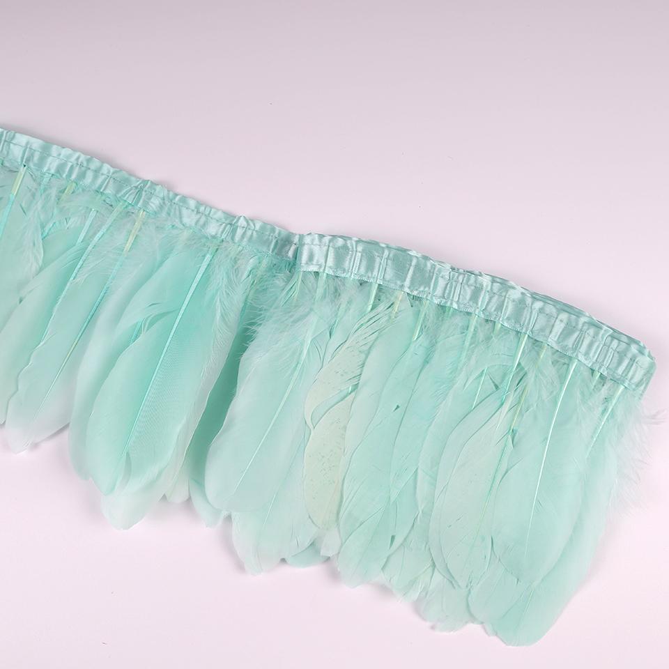 Bordures en Plumes d'Oie Ruban Franges 2 Yards/pièce Couture Artisanat Plume dans Robe Jupe Décoration Murale pour Vêtements de Fête
