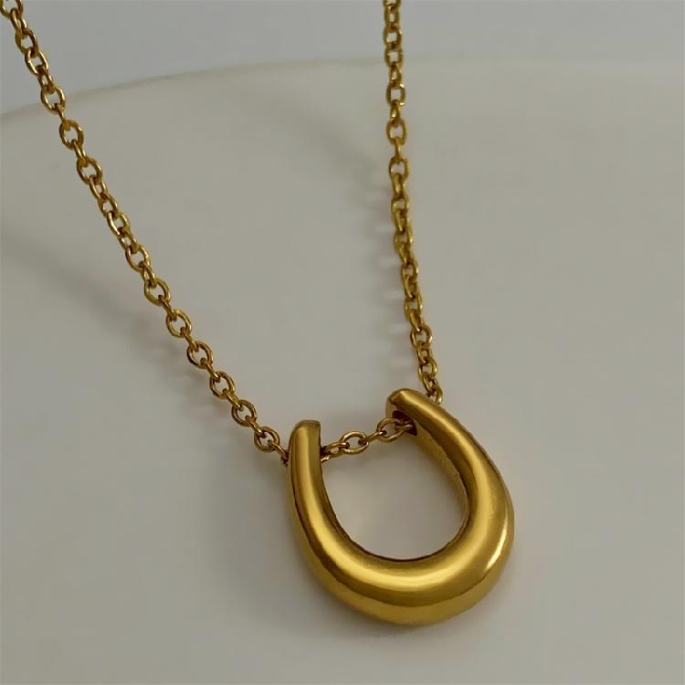 Horseshoe Pendant Necklace U shaped Choker Necklace Wedding Jewelry Accessories