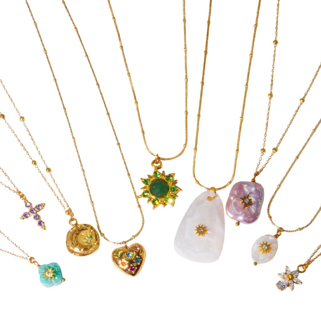 Stainless Steel 18K Gold-plated Colorful Crystal Pendant Necklace, Fashionable and Personalized Jewelry