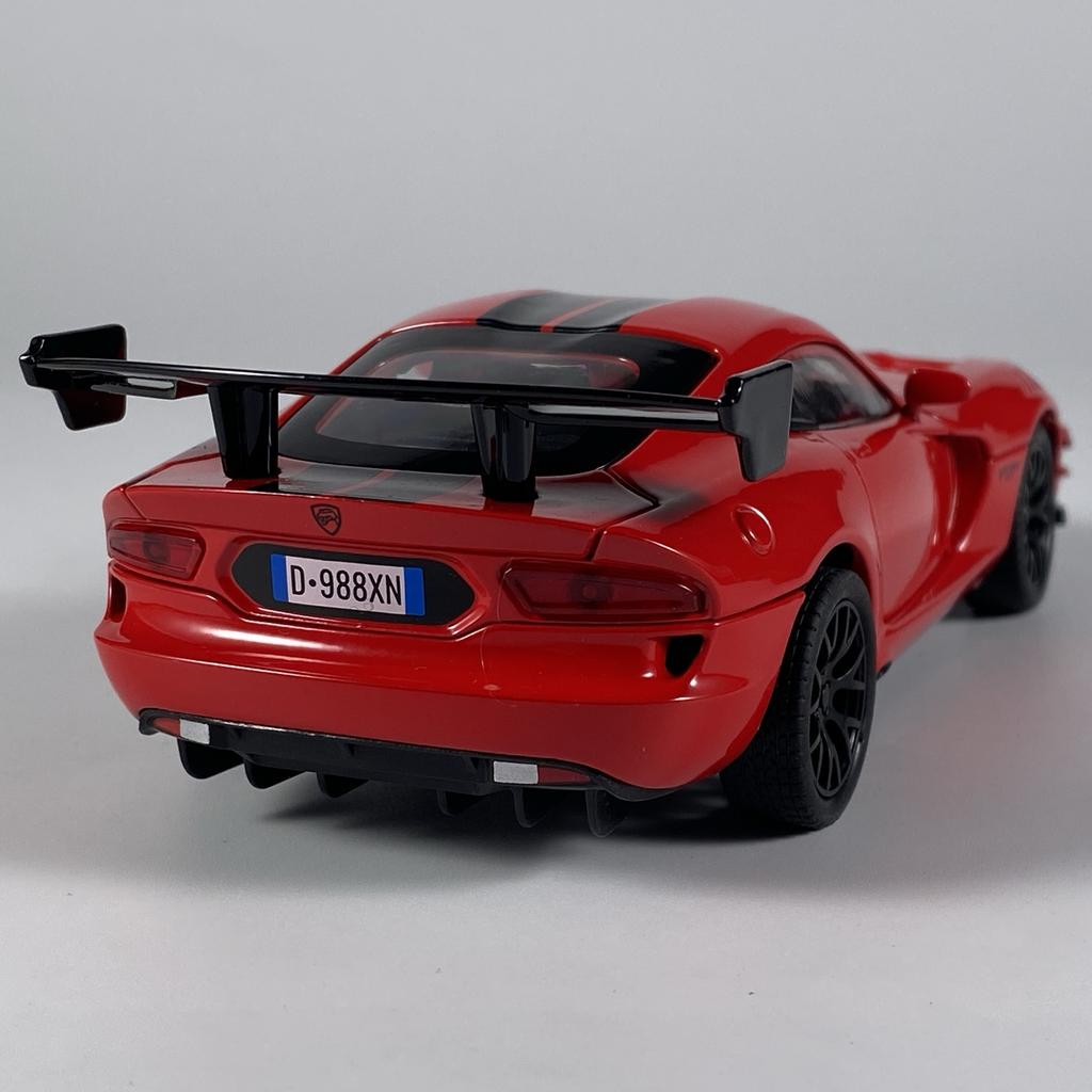 1:32 Dodge Viper ACR Devasa Spor Araba Alaşımlı Metal Döküm Model Araba Yüksek Simülasyon Ev Trend Oyuncaklar Süsler Tatil Hediyesi