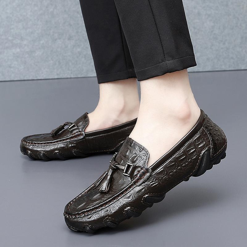 Fashion Luxury Fashion Italian Black Genuine Leather Loafers Handmade Soft Bottom Casual Leather Dress Shoe Slip On Outdoor Walking Shoe