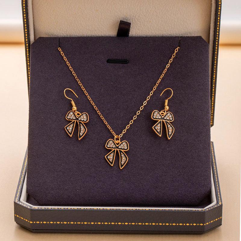 Simple Full Diamond Earrings Necklace Set Retro Love Butterfly Collarbone Chain Ear Hook Women'S Fashion Versatile Jewelry