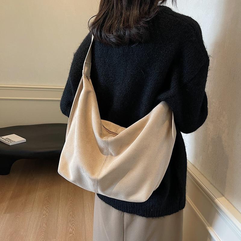 Suede Bag Women's Bag Winter New Popular Solid Color Shoulder Messenger Bag Casual Large Capacity Commuter Tote Bag