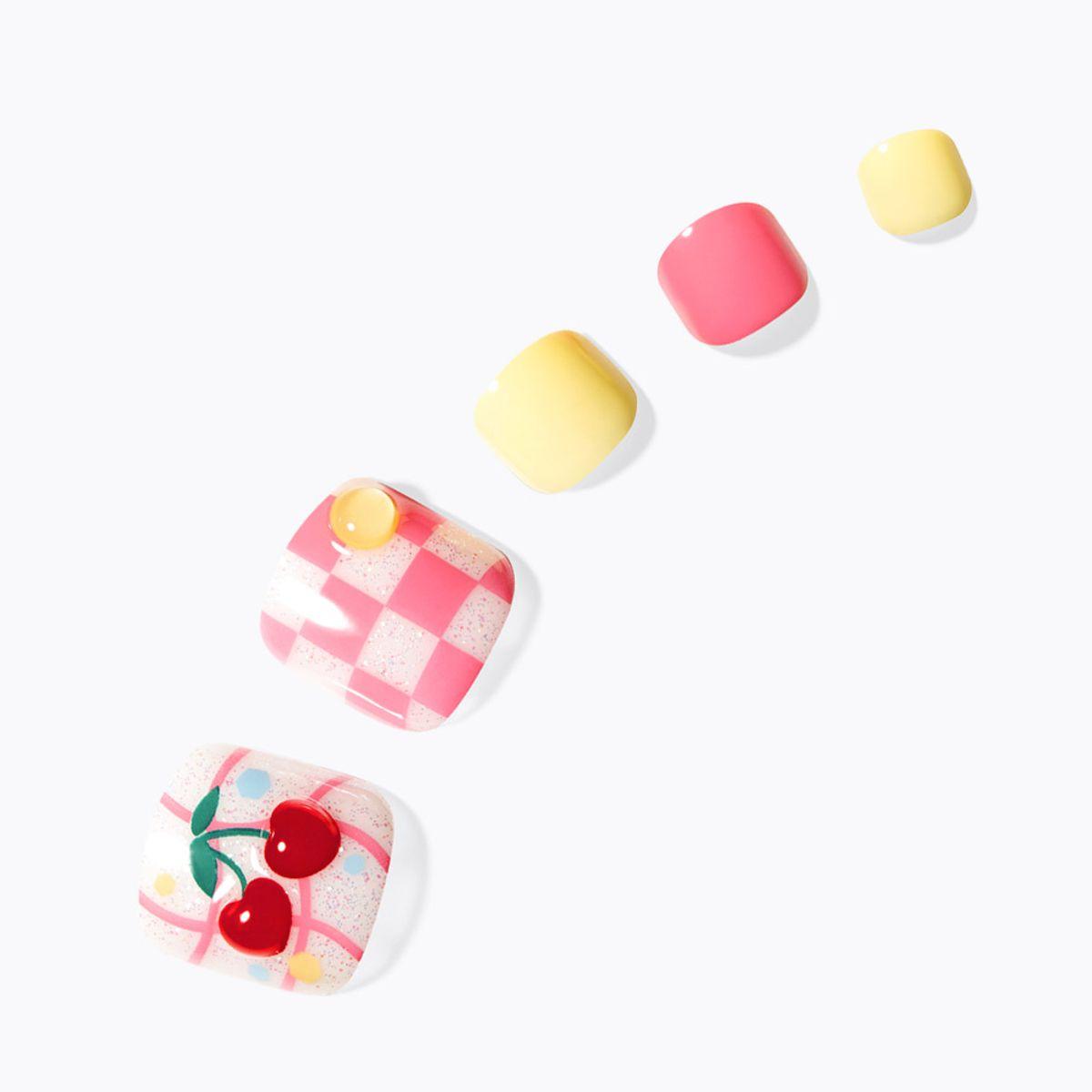 Dashing Diva Magic Press Pedicure Cherry Pink